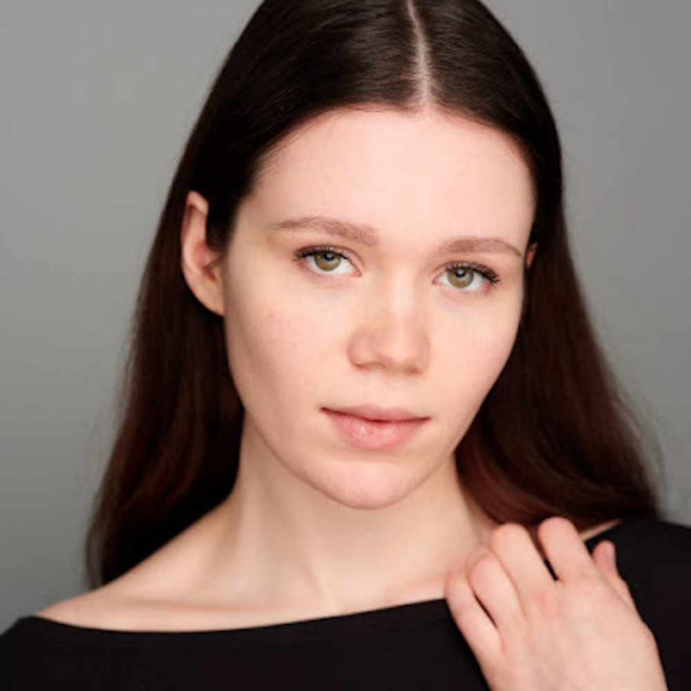 Meet your Posher, Caroline